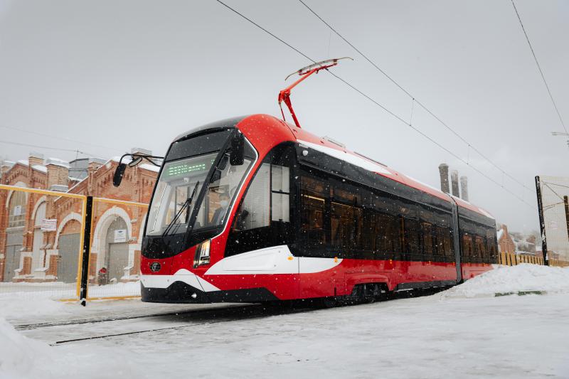 Цвет трамвая — красный. Петербург формирует новое лицо городского транспорта