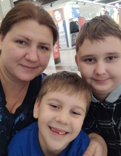 Московский авиацентр поздравляет сотрудниц с днем Матери