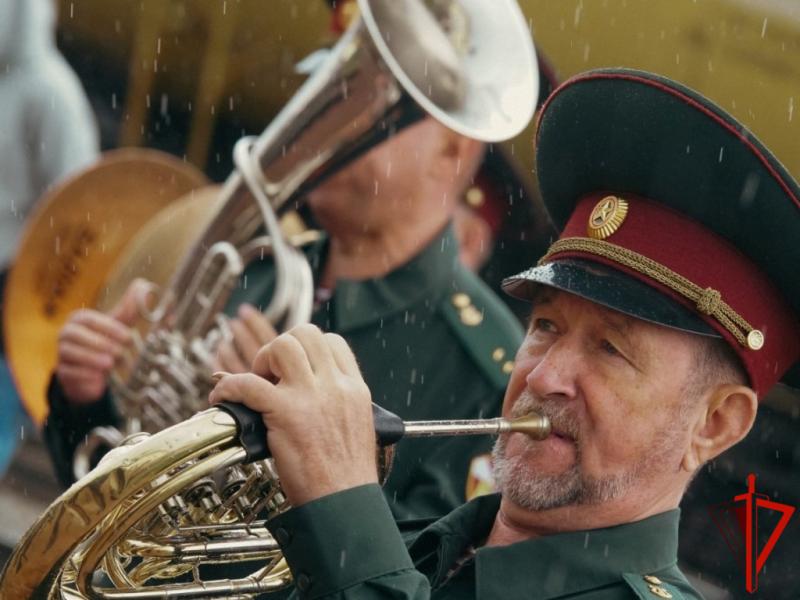 Военный оркестр Северского соединения Росгвардии отмечает свой профессиональный праздник