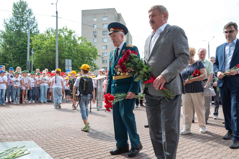 Митинг ко Дню памяти народного ополчения прошел в Реутове