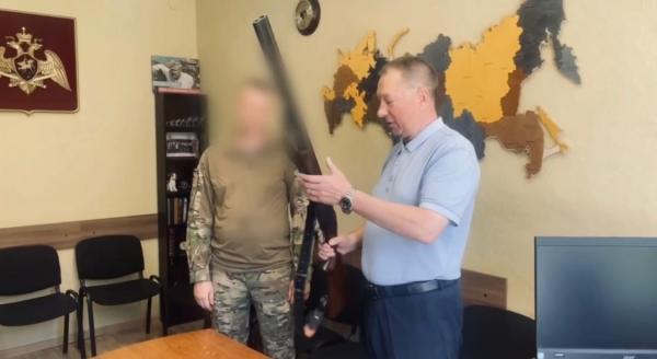 В Мордовии росгвардейцы продолжают оказывать содействие гражданам в передаче гражданского оружия для нужд СВО
