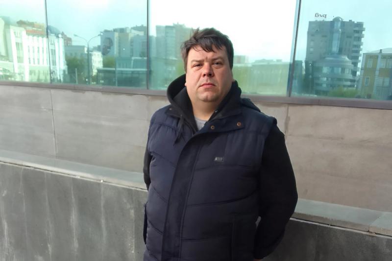 Автор «Осколков разума» раскрыл секреты своего вдохновения между сменами на нефтезаводах