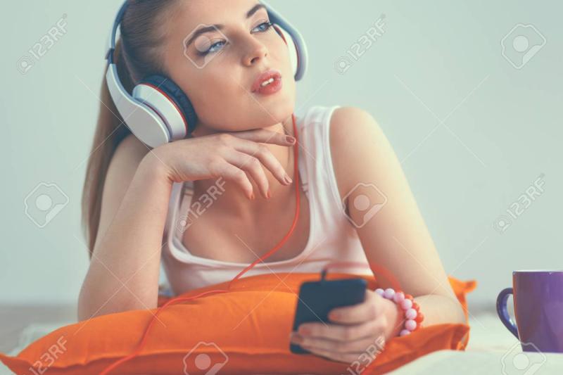 валера пешка валенок его кто то учит