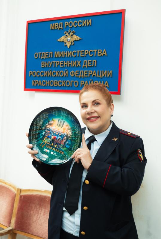 Марина Федункив наводит порядок в полиции: в разгаре съемки сериала «Гуляй, шальная!» для ТНТ