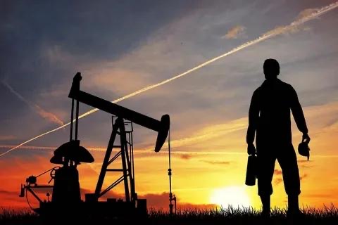 Накануне Дня нефтяника «РуссНефть» подвела итоги работы