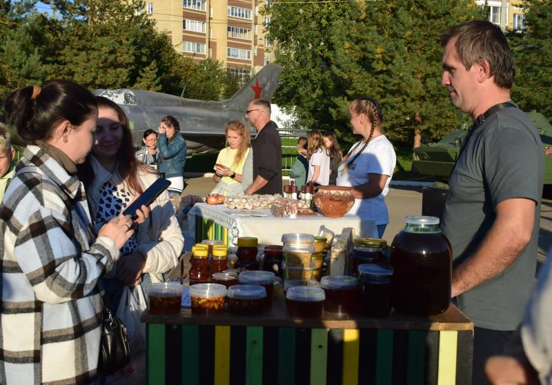 От клубники до пастилы: в Костроме состоялся гастрофестиваль «Вкусная пятница»