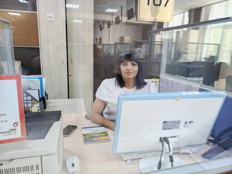 14 предпринимателей и граждан получили консультации Росреестра в читинском офисе МФЦ 