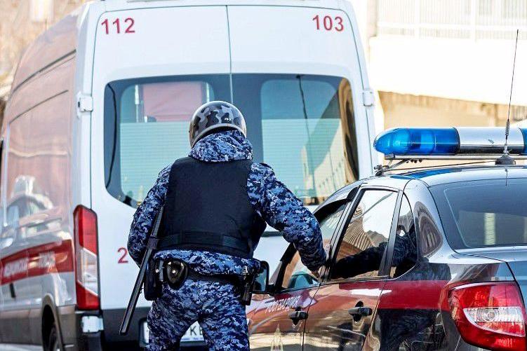 Росгвардейцы защитили бригаду скорой медицинской помощи от агрессивного новокузнечанина