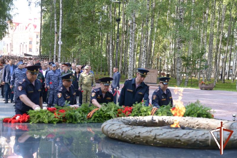 В Югре Росгвардия присоединилась к мероприятиям по случаю Дня солидарности в борьбе с терроризмом в Югре