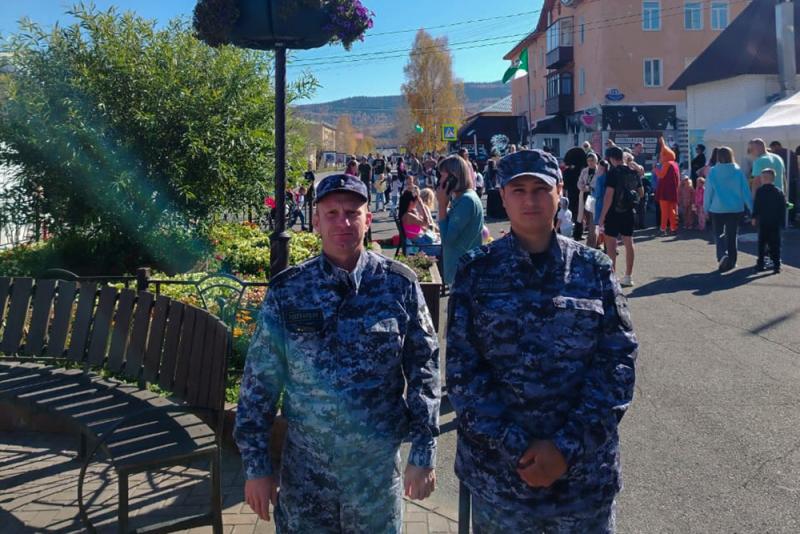 Росгвардейцы обеспечили правопорядок на спортивных и праздничных мероприятиях в Кузбассе