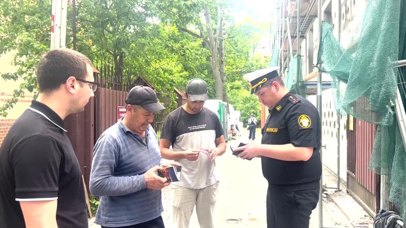 Военные следователи в Калининграде продолжают выявлять граждан, у которых отсутствует отметка о постановке на воинский учет