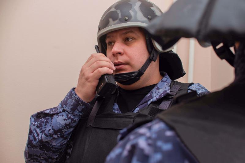 Росгвардейцы задержали предполагаемую виновницу в причинении ножевого ранения возлюбленному