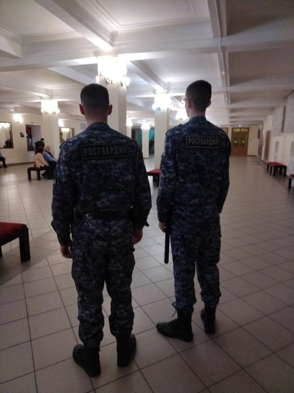 Егорьевский ОВО Росгвардии обеспечил порядок на концерте «Осенние контрасты» вокального коллектива «БЭМС»