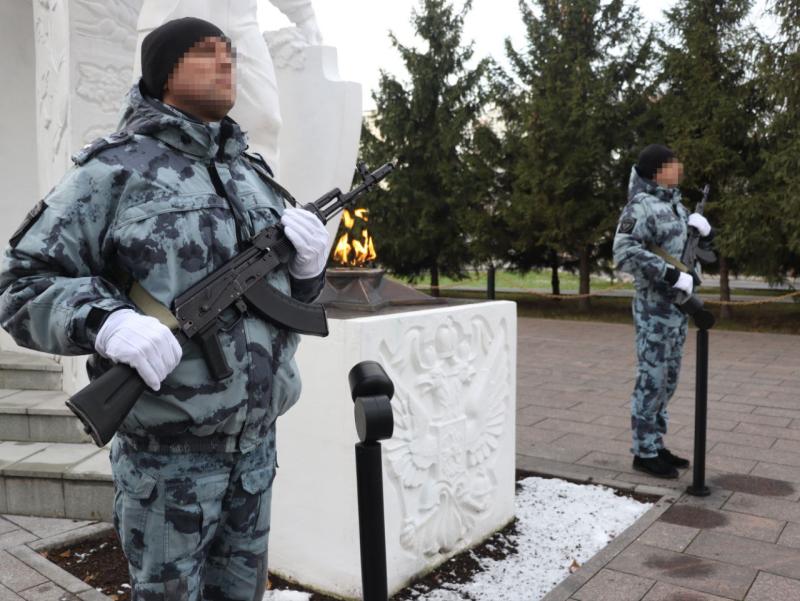 В День ветеранов войск правопорядка сотрудники ОМОН «Авангард» столичного главка Росгвардии почтили память погибших товарищей