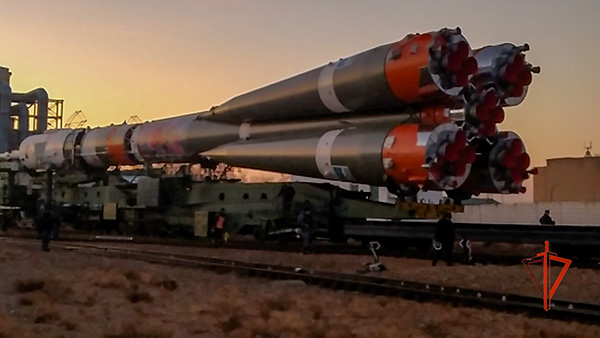 Росгвардейцы обеспечили безопасность транспортировки ракеты-носителя «Союз-2.1б» на космодроме «Байконур»