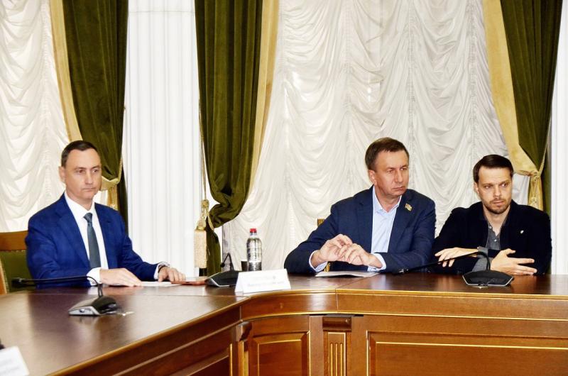 Депутат ЗСК Виктор Тепляков принял участие в заседании политсовета Сочинского отделения «Единой России»